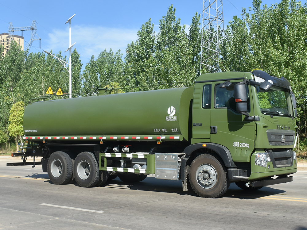 18.3方重汽豪沃TX曼310馬力后雙橋?yàn)⑺?chē)