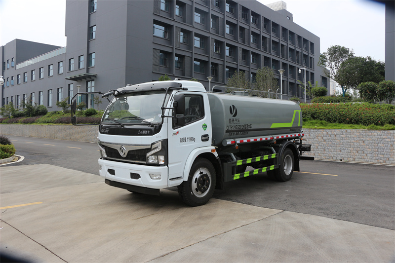 東風(fēng)福瑞卡 8 方灑水車